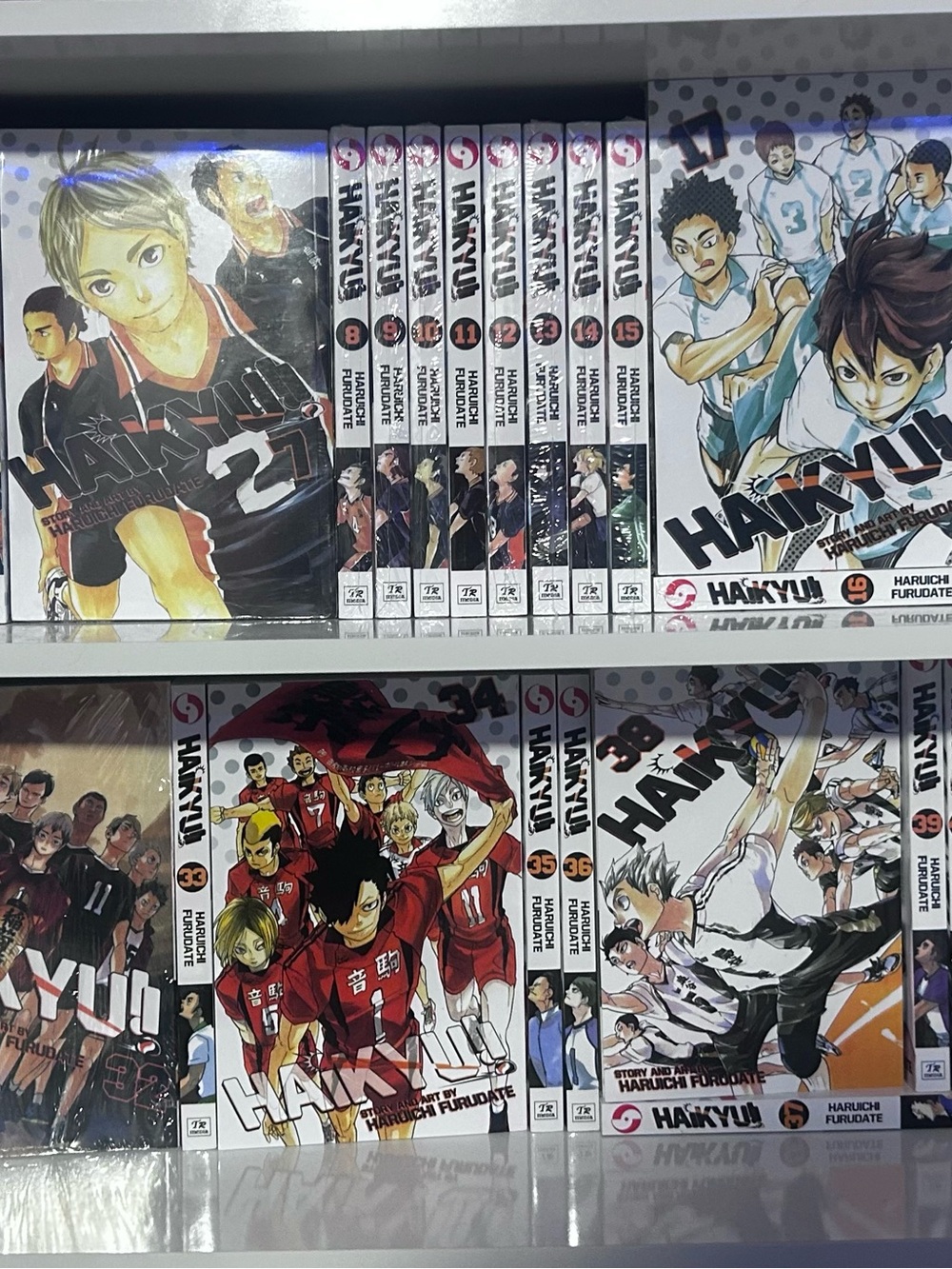 *READ DESC* Selling a bunch of manga